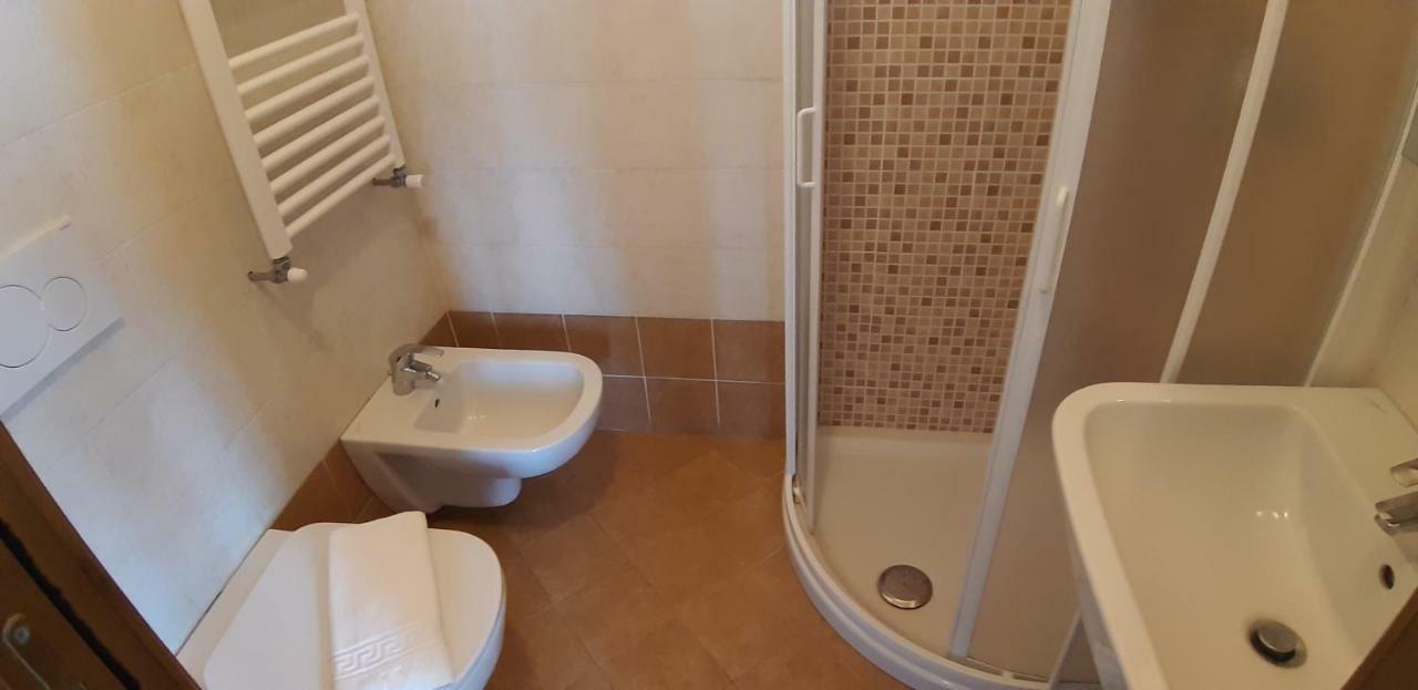 Casa Vacanze Osvaldo San Bernardino Bagian luar foto